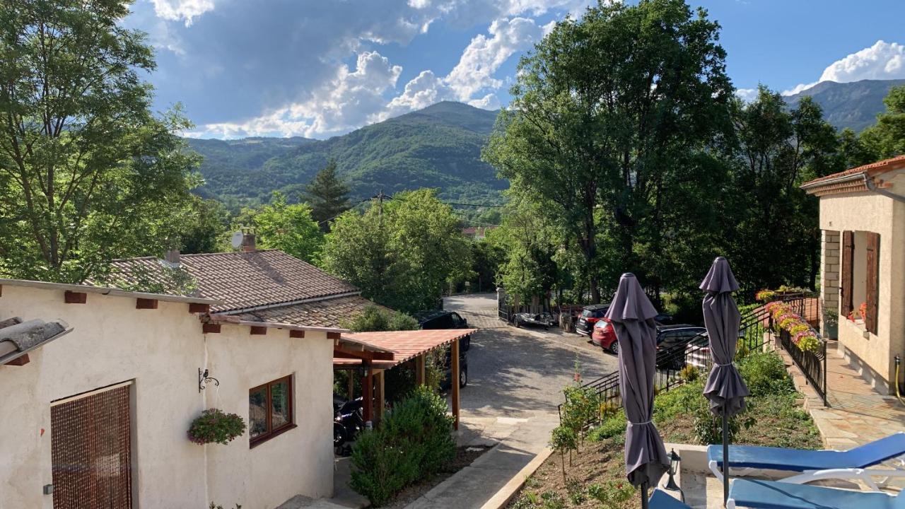 Maison Castellane Chambre D'Hotes B&B Zewnętrze zdjęcie